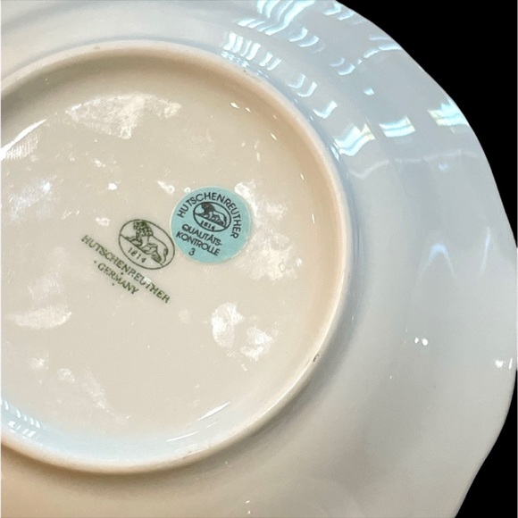 NWOT HUTSCHENREUTHER "MIRABELL" One TEACUP & Two SAUCERS - Picture 9 of 10